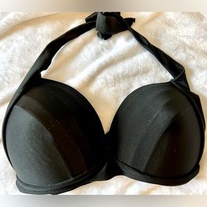 NWOT black bikini top size 18